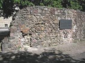 Reste der Berliner Stadtmauer in der Littenstraße